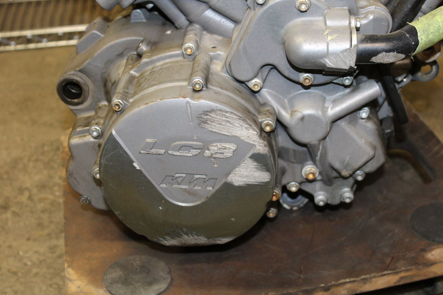 07-11 KTM 990 SUPER DUKE ENGINE MOTOR BB578