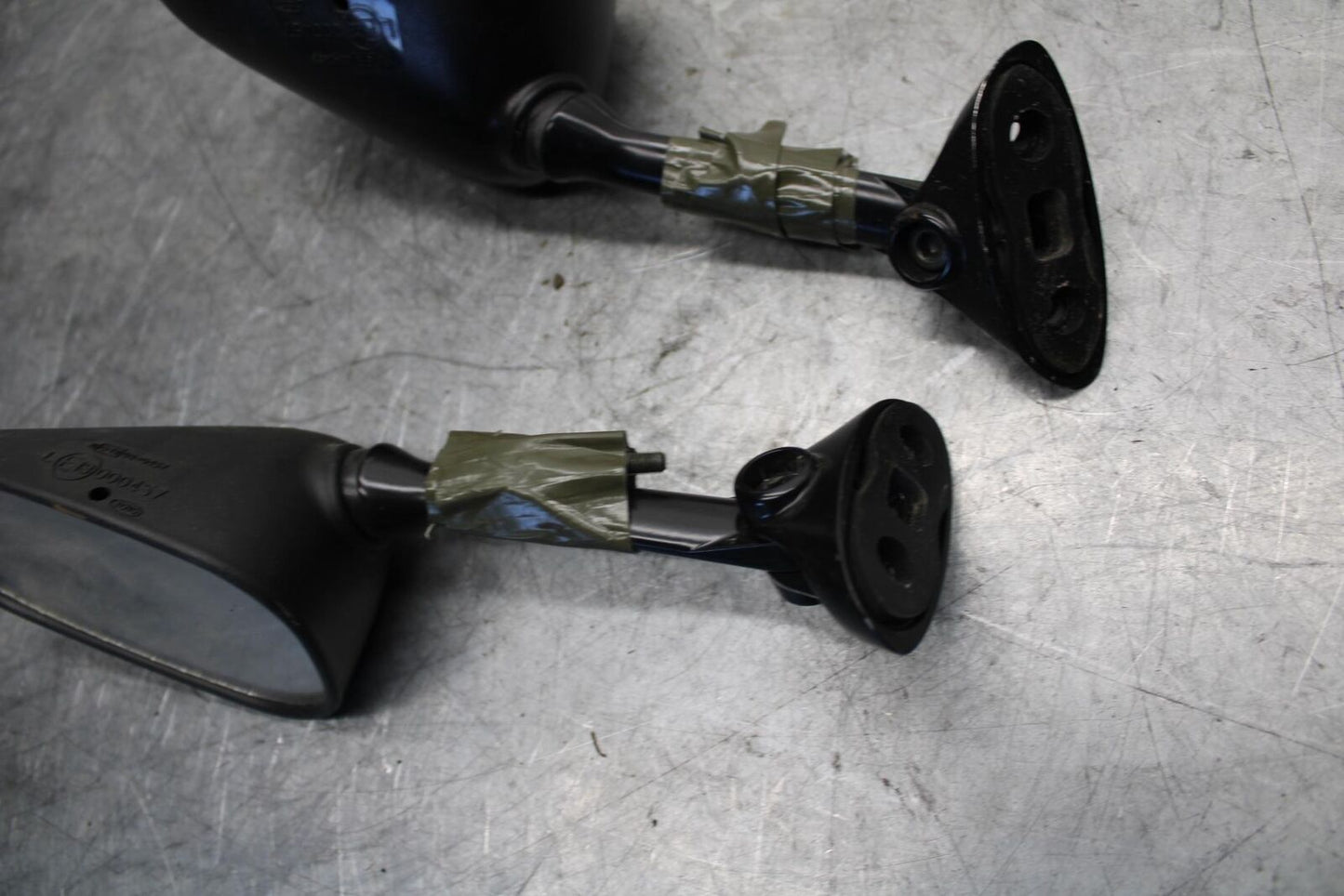 2004 Suzuki GSXR600 MIRRORS BB528