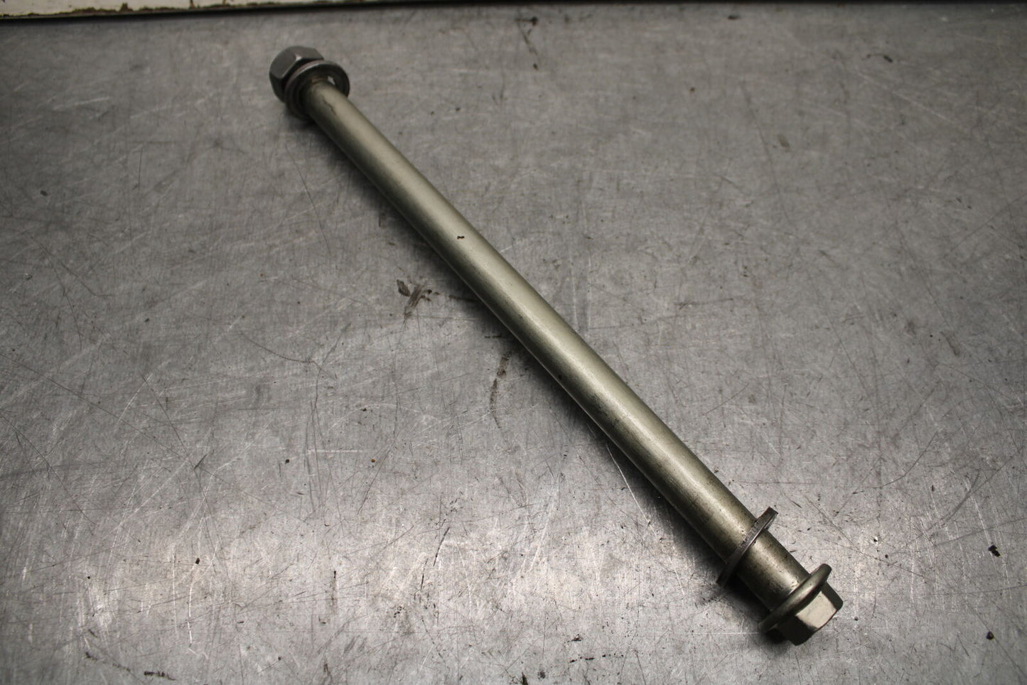 19-21 TRIUMPH SPEED TWIN 1200 REAR BACK SWINGARM BOLT PIVOT AXLE BB653