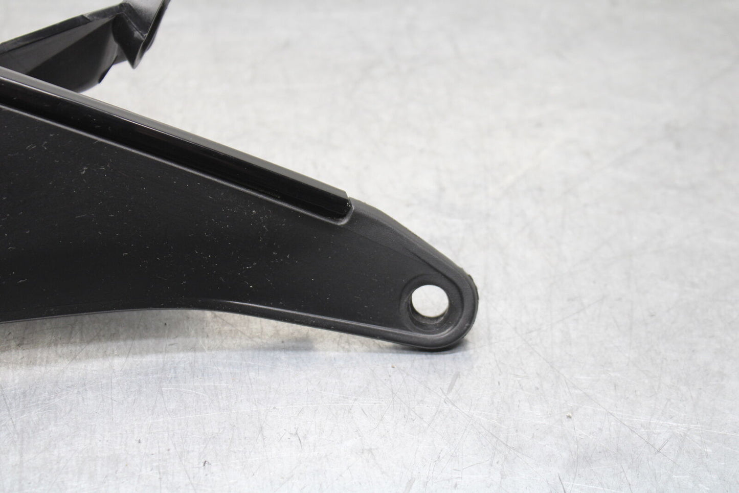 17-24 KTM 390 DUKE RIGHT REAR BACK TAIL FAIRING COWL SHROUD BB734
