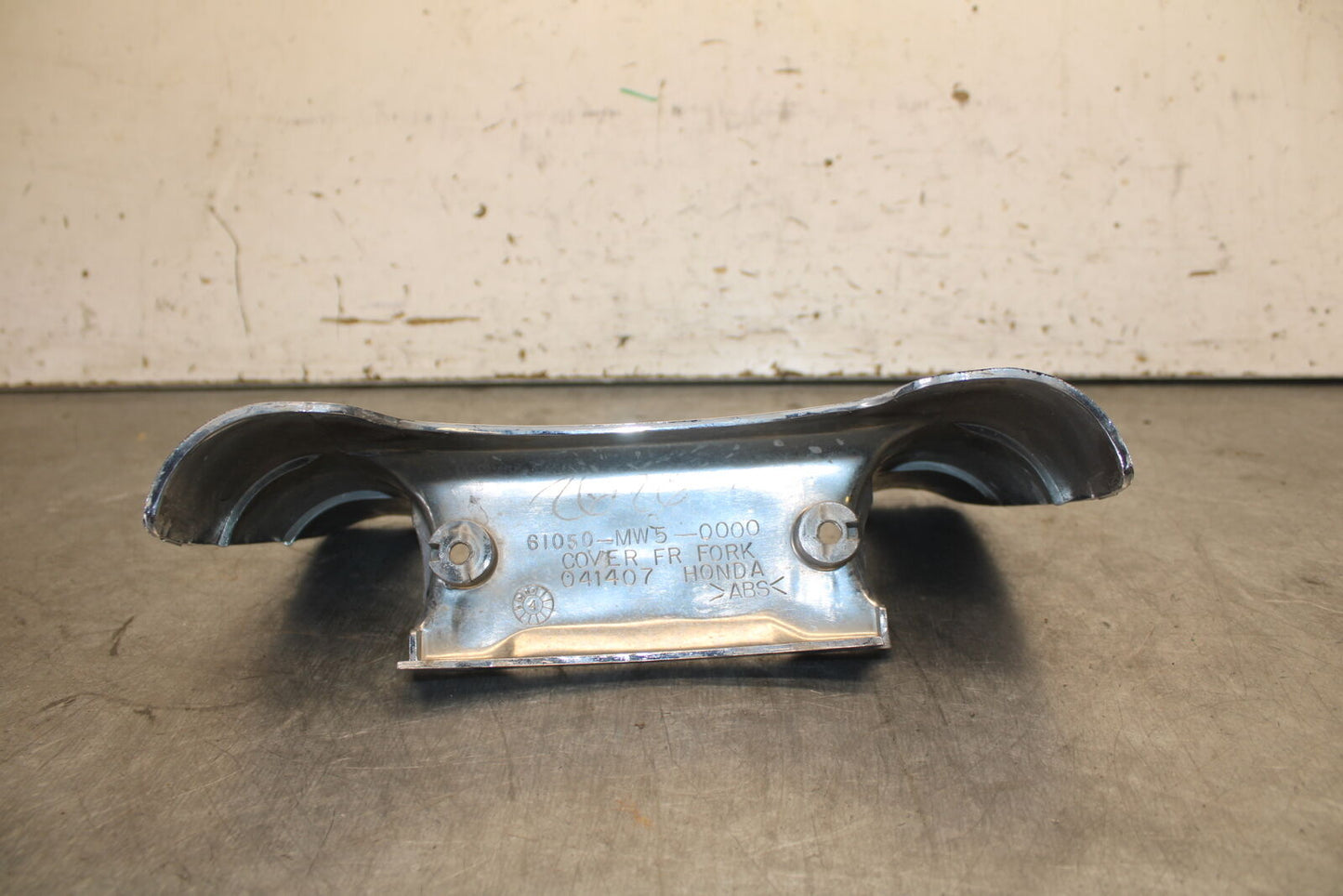 93-00 HONDA GOLDWING 1500 GL1500SE FRONT FORK LOWER COVER GUARD SHIELD BB700