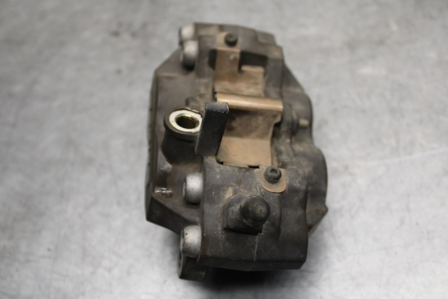 2001 Suzuki GSXR600 RIGHT LEFT FRONT BRAKE CALIPER SET PAIR CALIPERS BB59