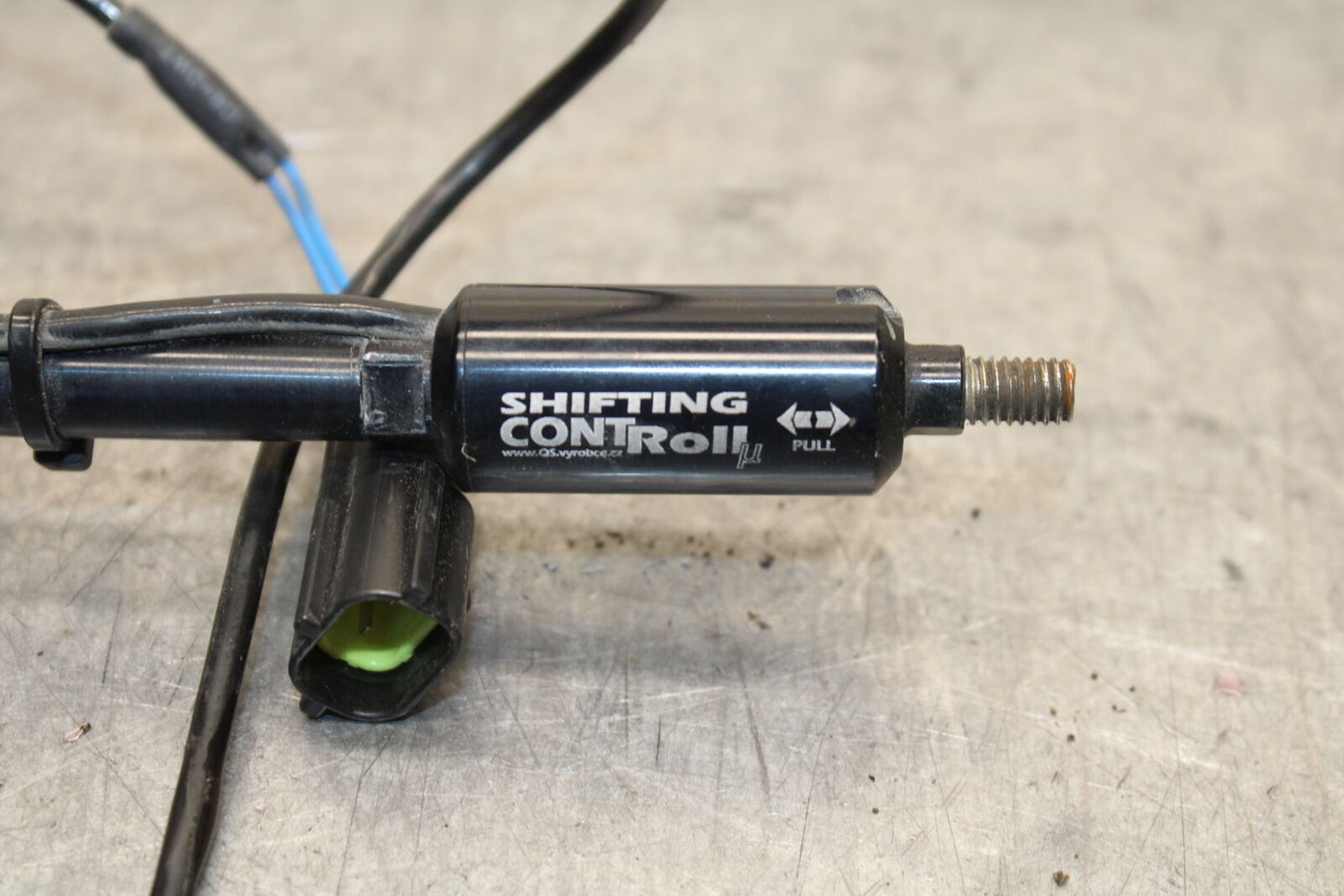 09-11 TRIUMPH DAYTONA 675 QUICK SHIFTER BB652