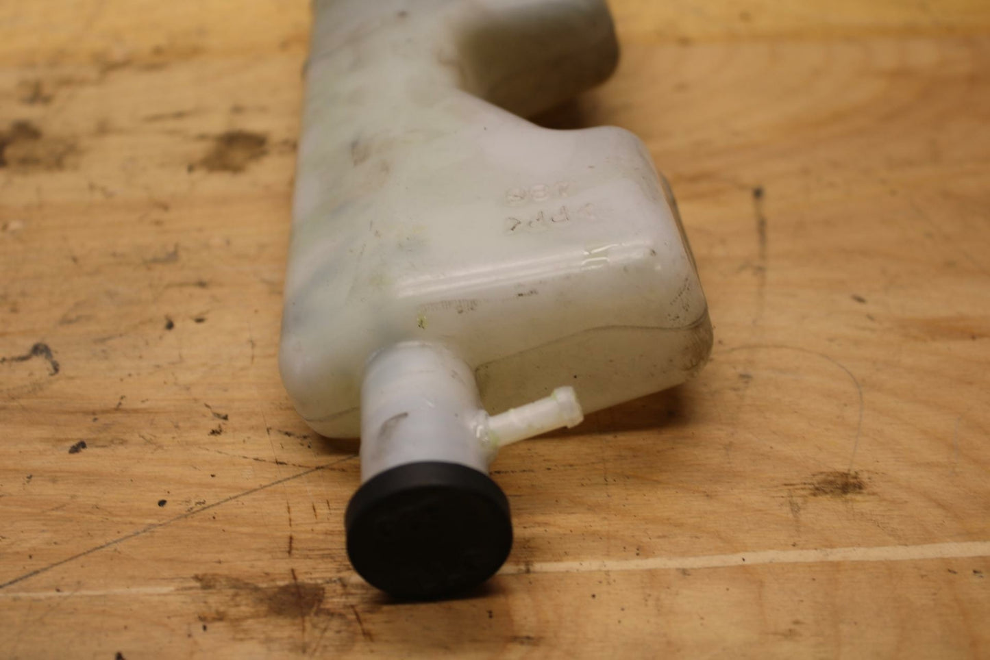 09-10 SUZUKI BOULEVARD M109R COOLANT WATER TANK RESERVOIR BOTTLE BB318