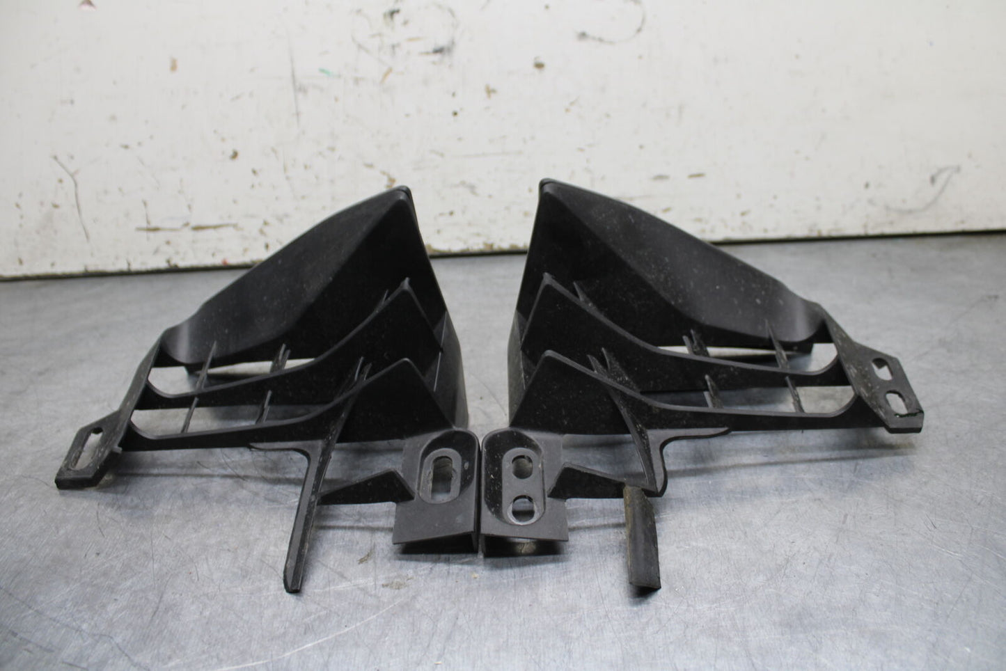 17-24 KTM 390 DUKE ENGINE RADIATOR RADIATER COVER GUARD SET PAIR BB734
