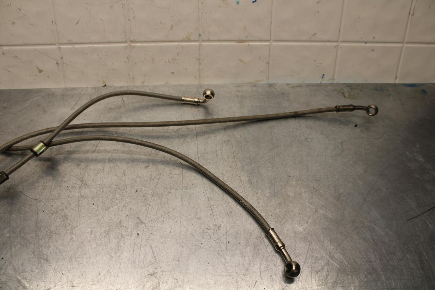 2012 Triumph Daytona 675R FRONT AND REAR SET BRAKE HOSES LINES BB589