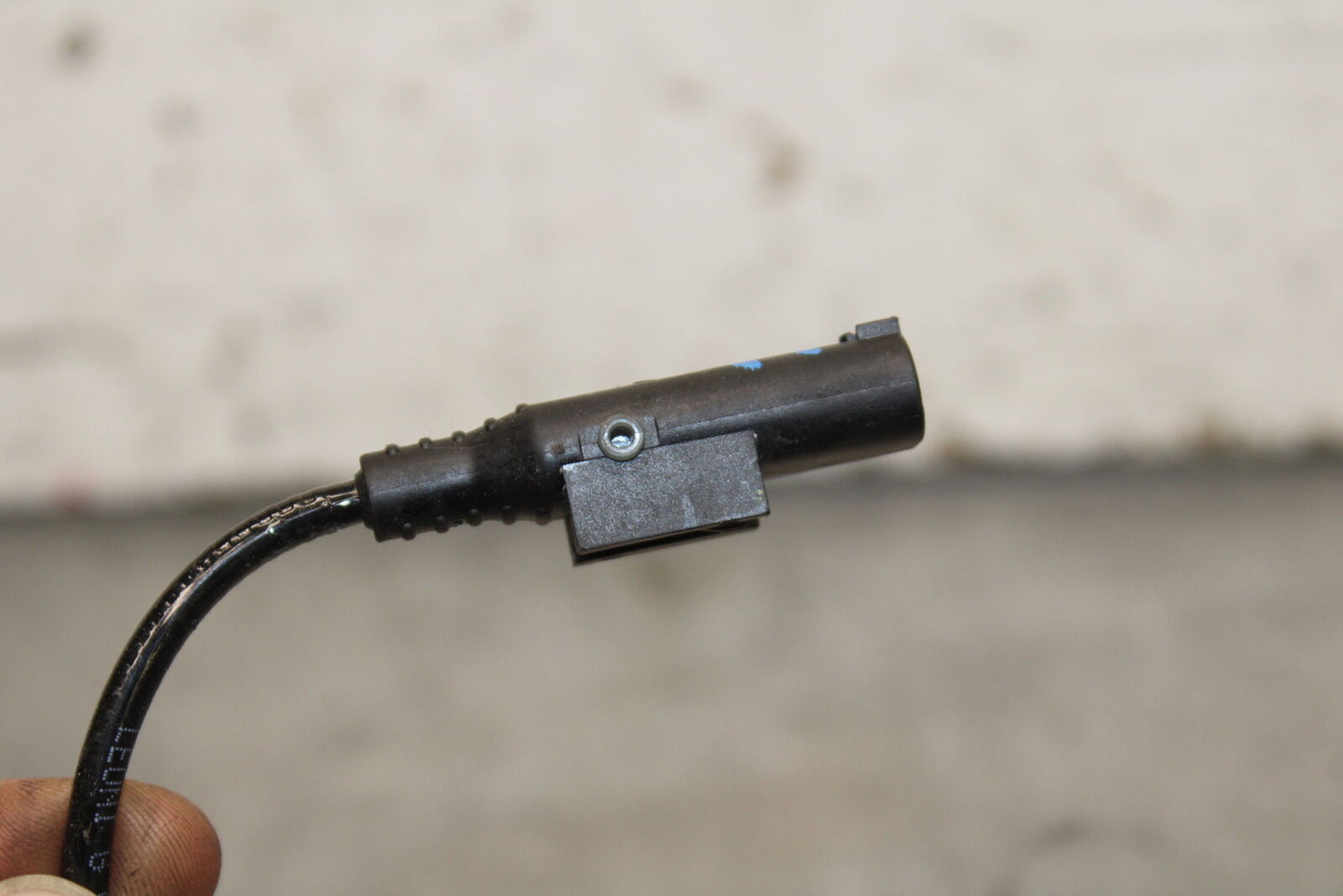 21-24 APRILIA TUONO 660 FACTORY FRONT ABS BRAKE SENSOR BB733