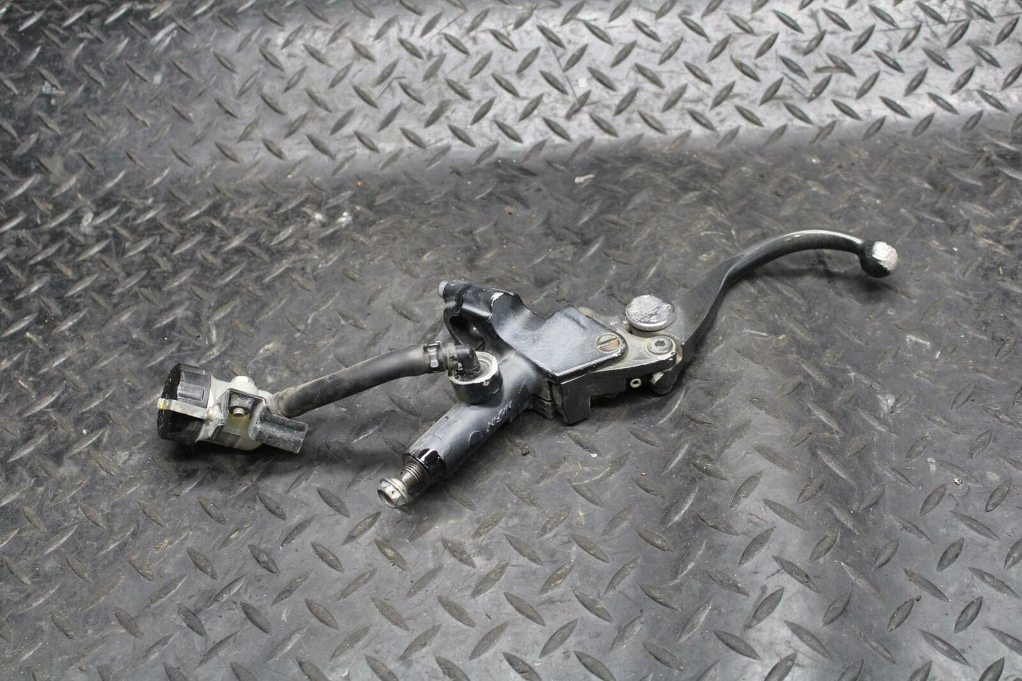 93 KAWASAKI NINJA ZX750L HYDRAULIC CLUTCH MASTER CYLINDER w/ LEVER BB195