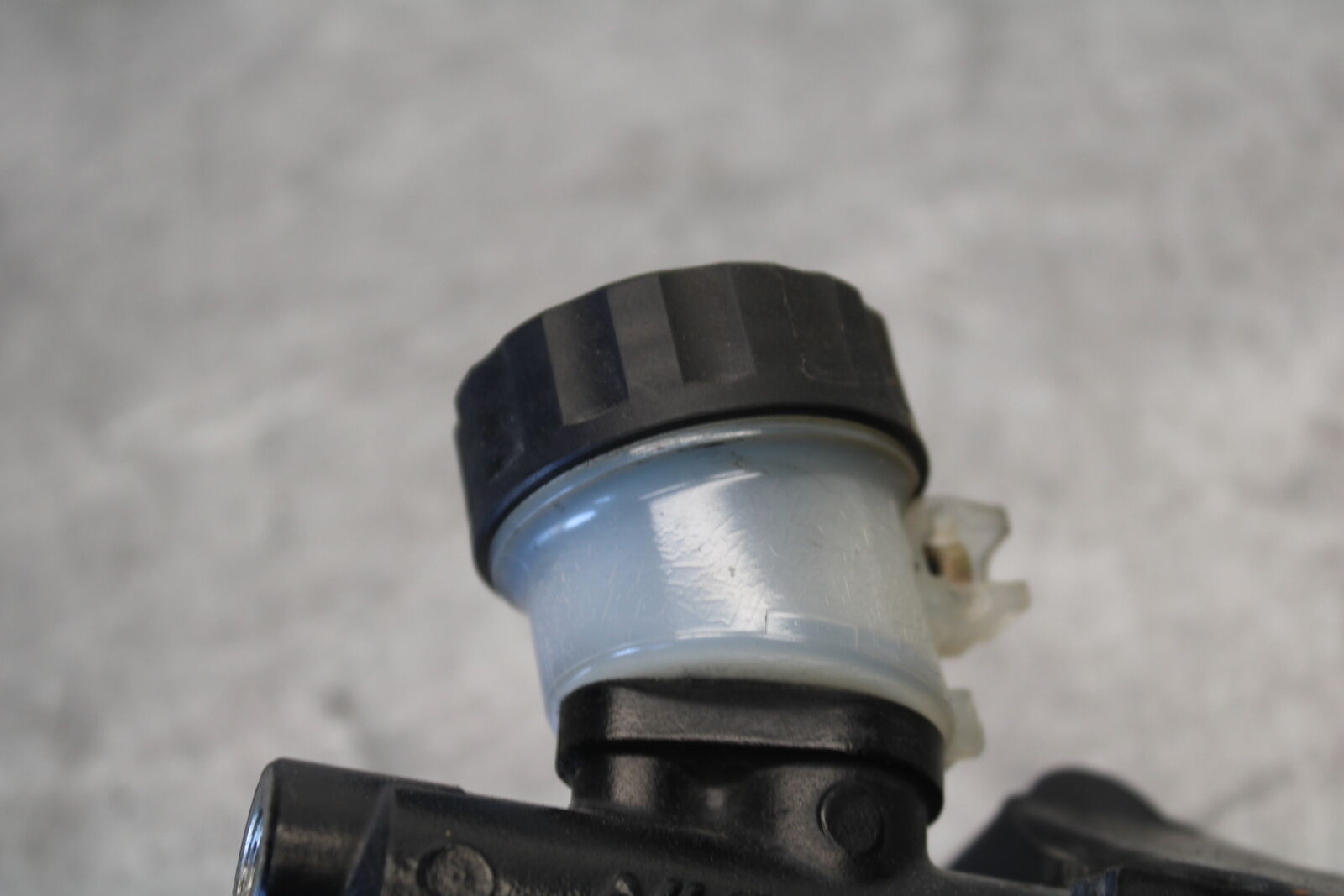 03-07 SUZUKI SV1000S HYDRAULIC CLUTCH MASTER CYLINDER w/ LEVER BB657