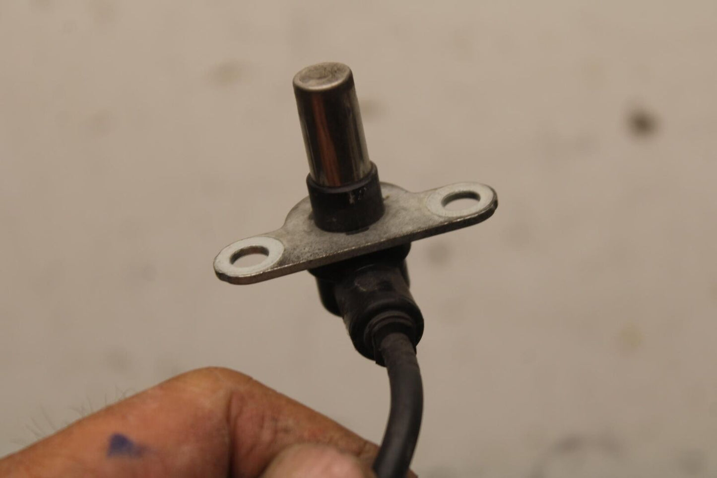 20-23 APRILIA RS660 FRONT ABS BRAKE SENSOR BB643