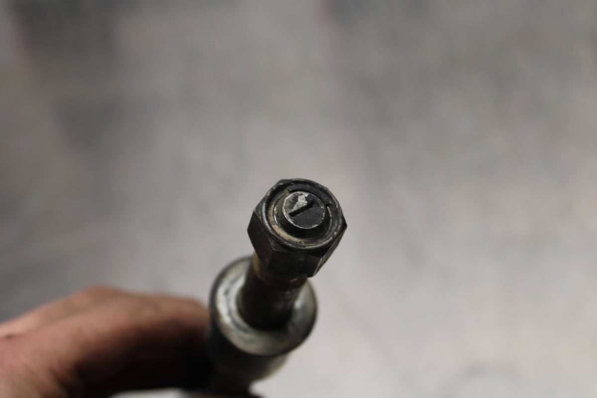 19 YAMAHA TTR230 FRONT WHEEL RIM AXLE PIVOT BOLT BB146