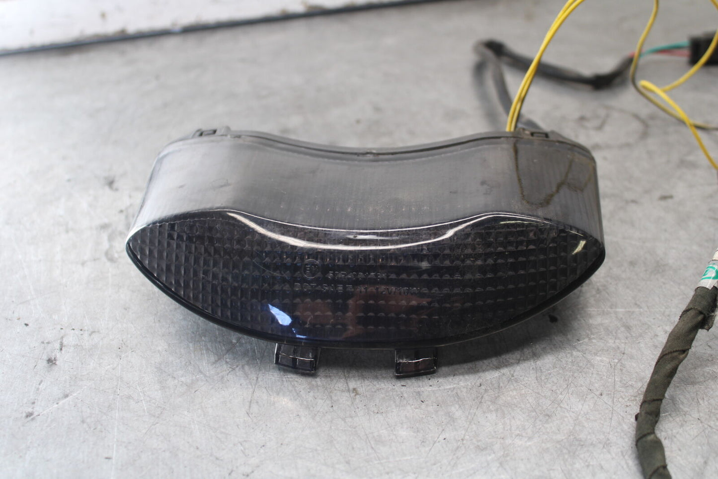 07-08 TRIUMPH DAYTONA 675 AFTERMARKET REAR TAIL TAILLIGHT BACK BRAKE LIGHT BB685