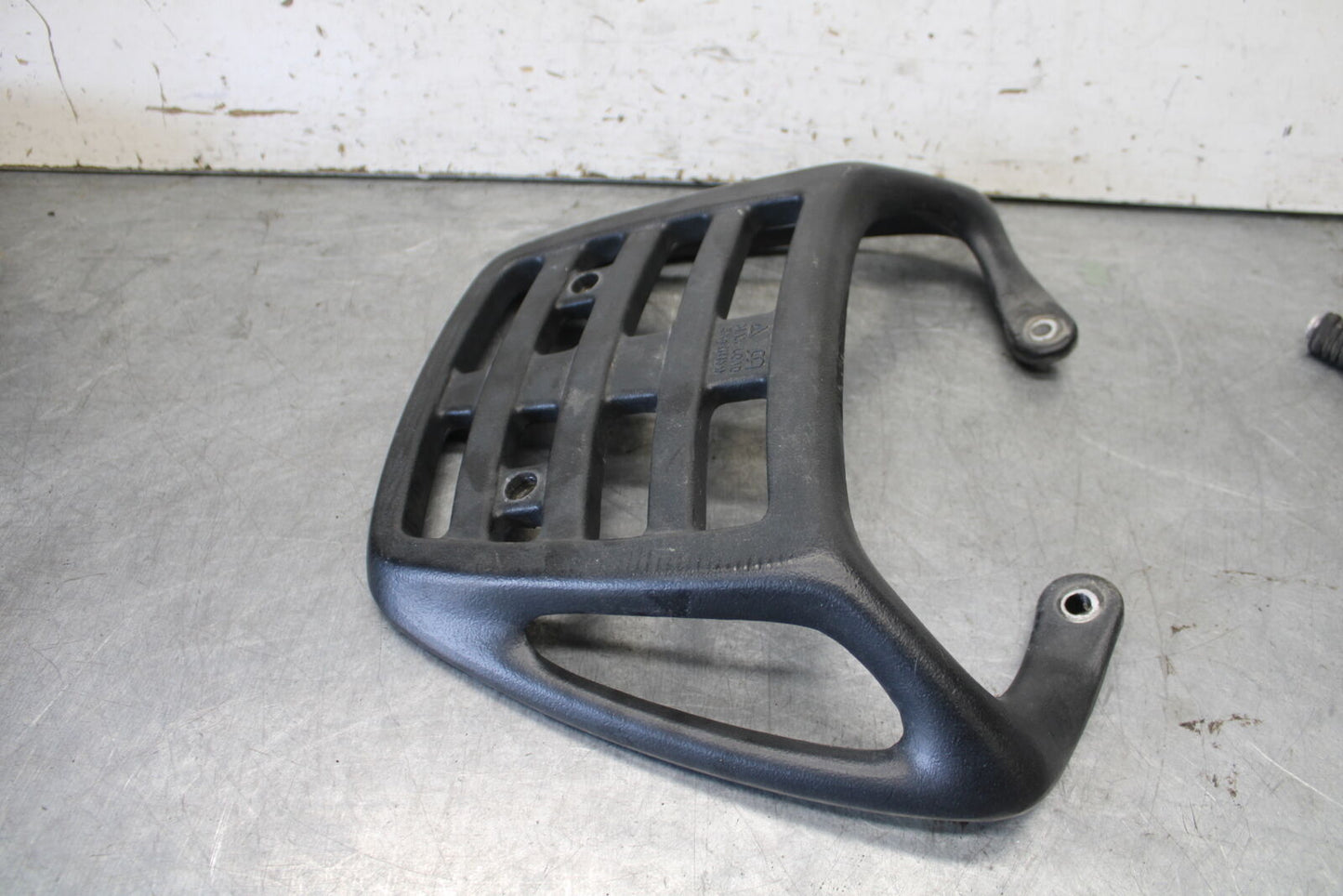 01-06 TRIUMPH TIGER 955I REAR RACK BB693