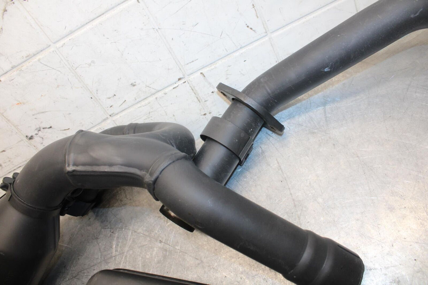2009 Aprilia Shiver 750 SL750 FULL EXHAUST SYSTEM HEADERS PIPE MUFFLER BB506