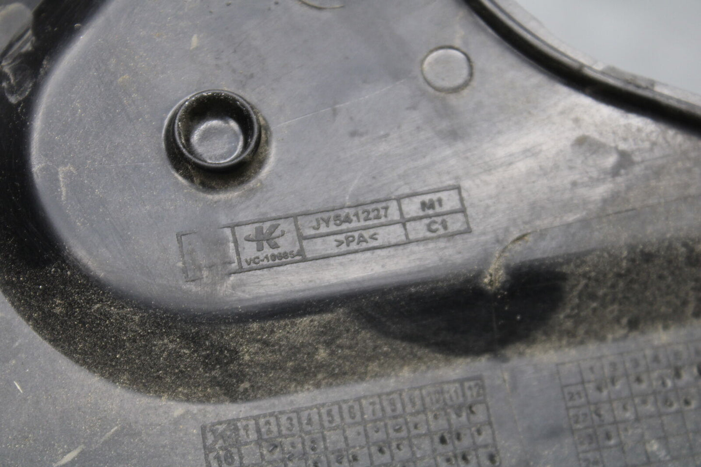 17-24 KTM 390 DUKE ENGINE SPROCKET COVER BB734