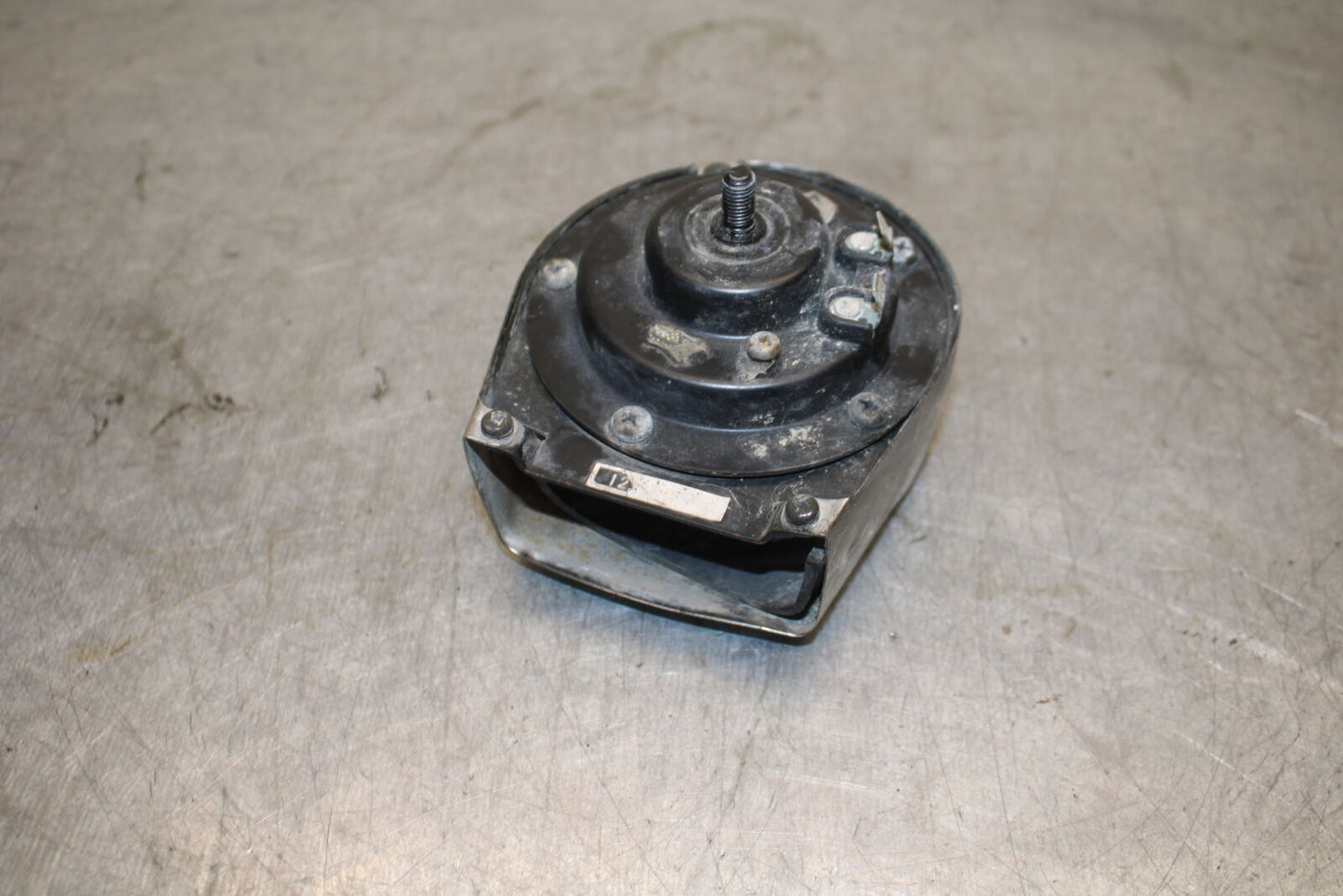 87-03 SUZUKI INTRUDER 1400 VS1400GLP HORN SIGNAL BB702