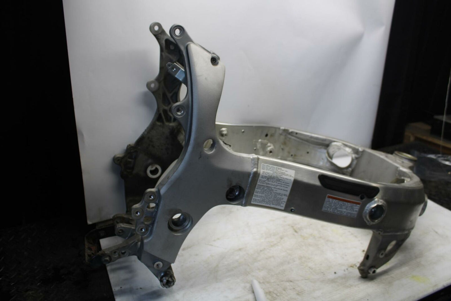 00-07 SUZUKI HAYABUSA FRAME CHASSIS 41100-24F12-291 BB280