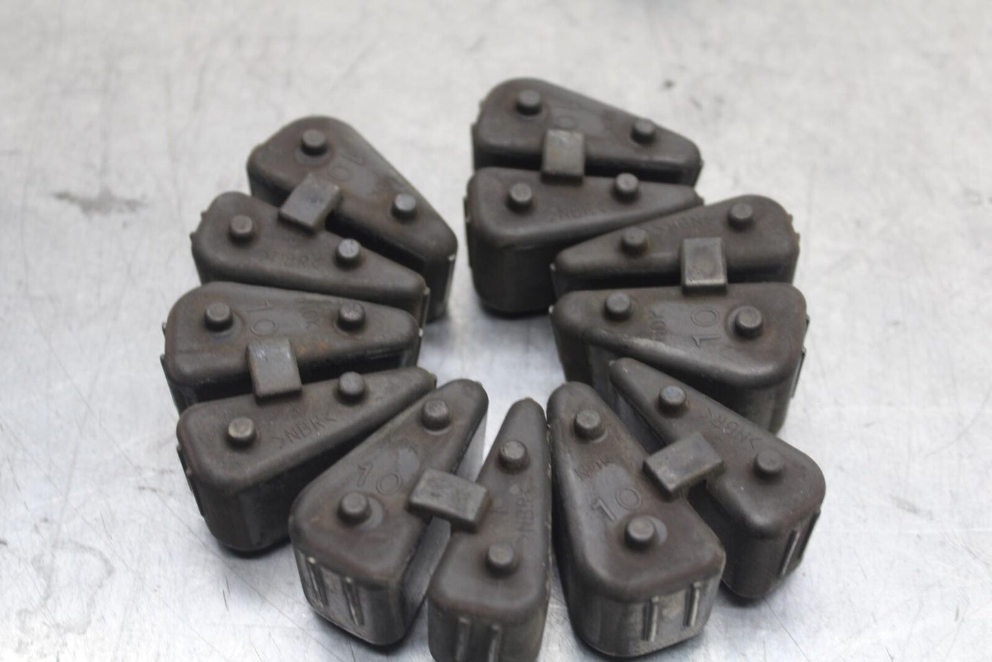 2011 Suzuki GSXR600 REAR HUB SHOCK DAMPERS CUSH ABSORBERS BB605