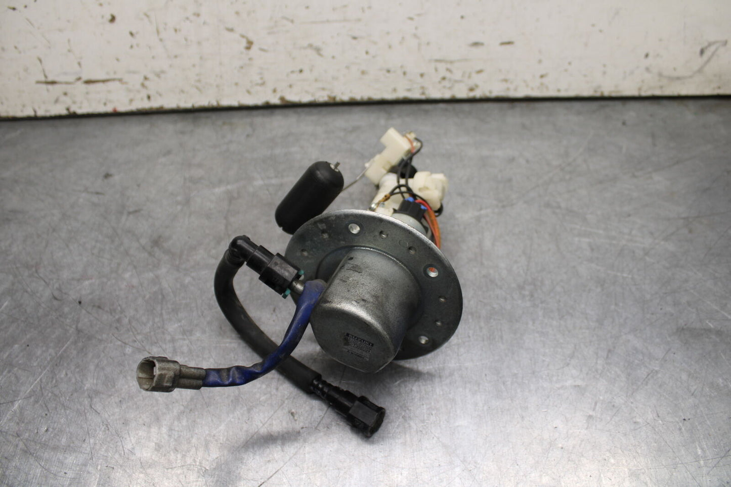 06-07 SUZUKI GSXR 600 FUEL PUMP GAS PETROL SENDER UNIT BB737