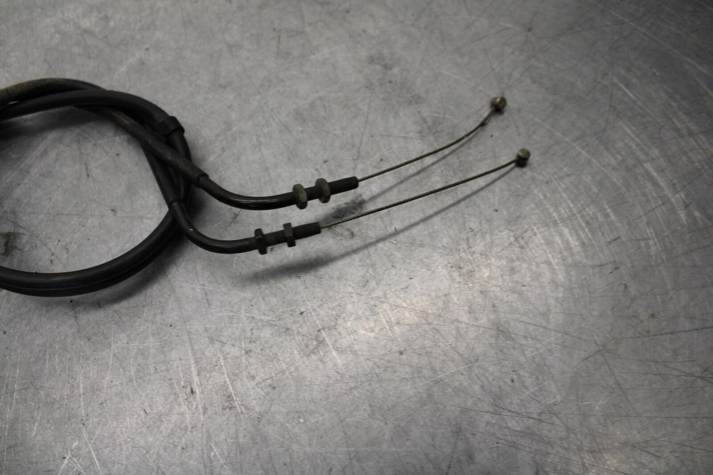 2006 Triumph Daytona 675 Triple THROTTLE CABLES LINES BB434