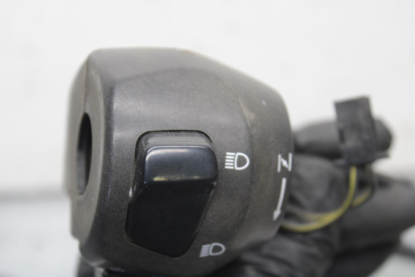 01-03 SUZUKI GSXR600 LEFT CLIP ON HANDLE HORN SIGNALS SWITCH  BB633