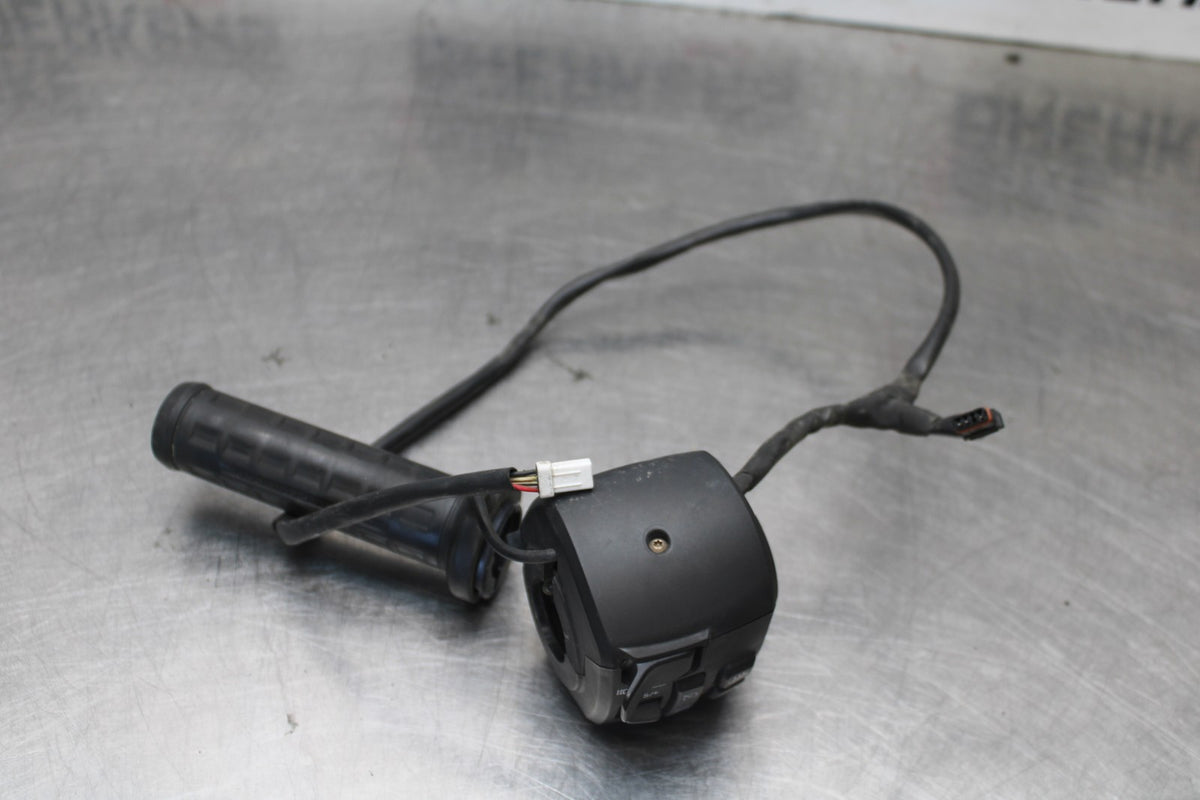 22 HARLEY-DAVIDSON PAN AMERICA 1250 LEFT HANDLE BAR HORN SIGNALS SWITCH BB910