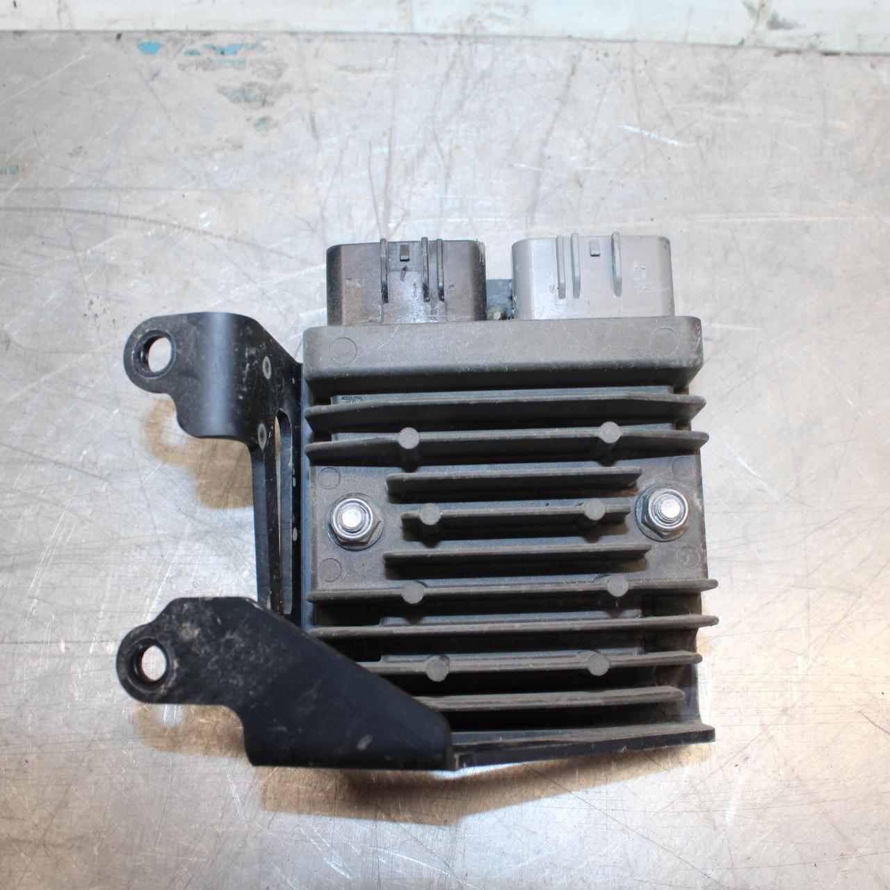 17-21 TRIUMPH STREET TRIPPLE R ABS RECTIFIER VOLTAGE REGULATOR bb452