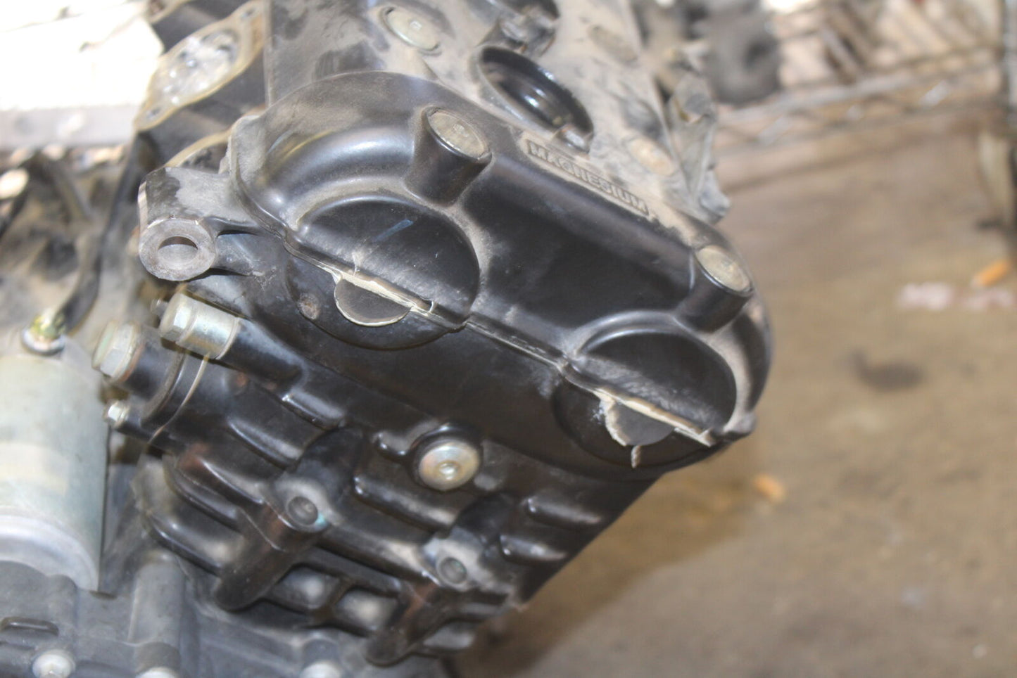 01-06 TRIUMPH TIGER 955I ENGINE MOTOR BB693