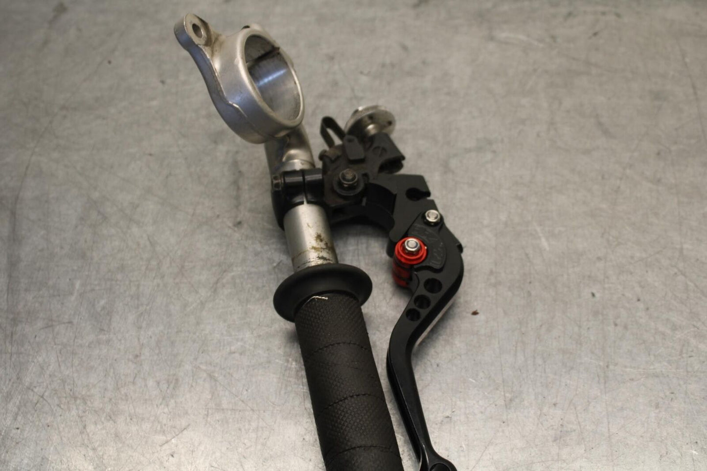 01-03 SUZUKI GSXR600 LEFT RIGHT CLIP ONS HANDLEBARS PAIR SET 56111-39F00 BB639