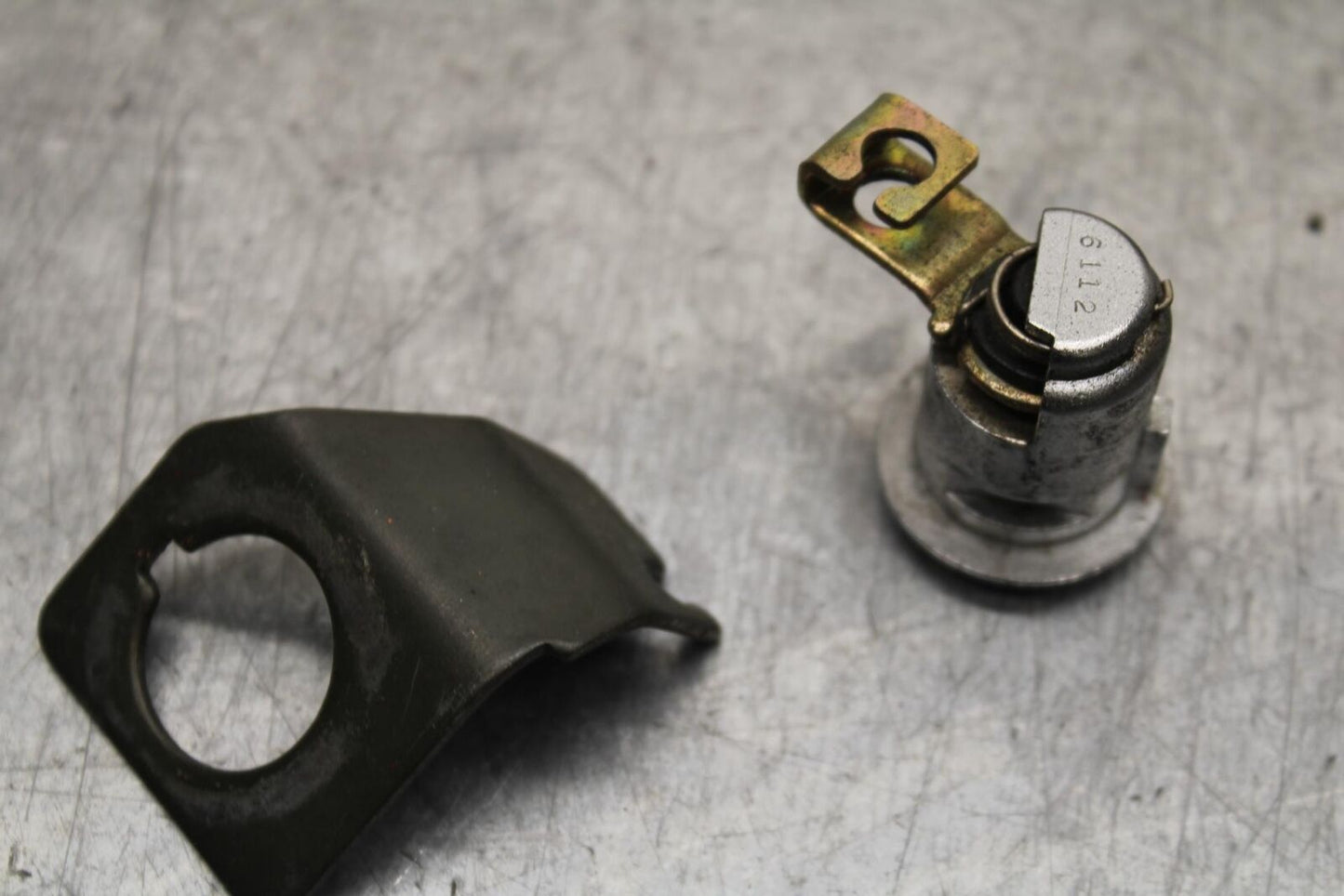 2006 Suzuki SV650 IGNITION LOCK KEY SET / GAS CAP AND SEAT LOCK 37000-16841 BB93