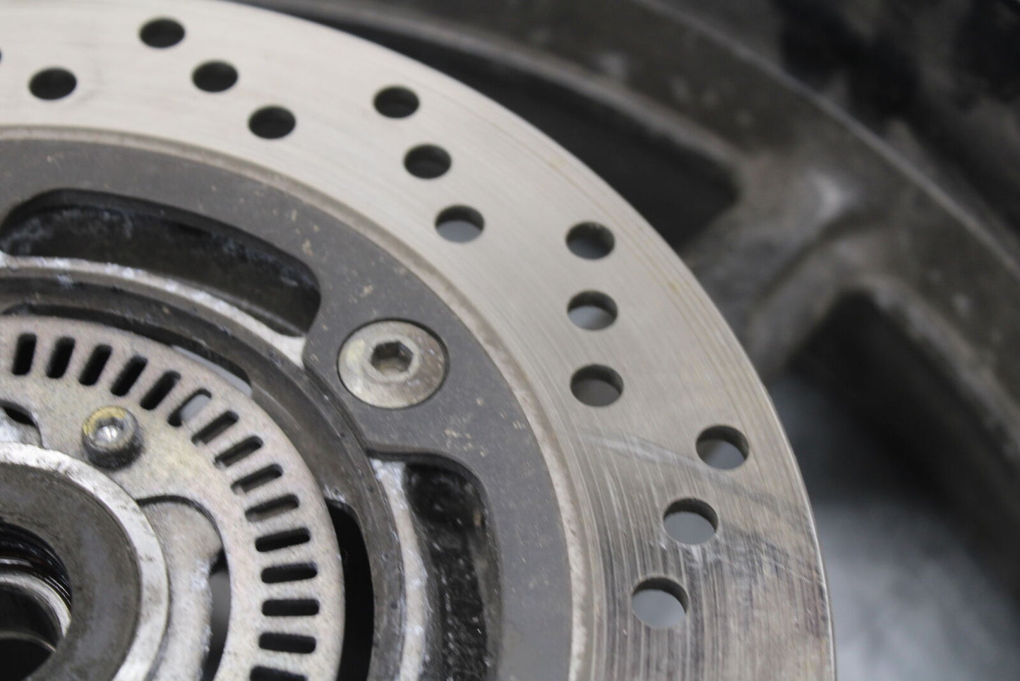17-24 SUZUKI SV650 REAR WHEEL BACK RIM BB706