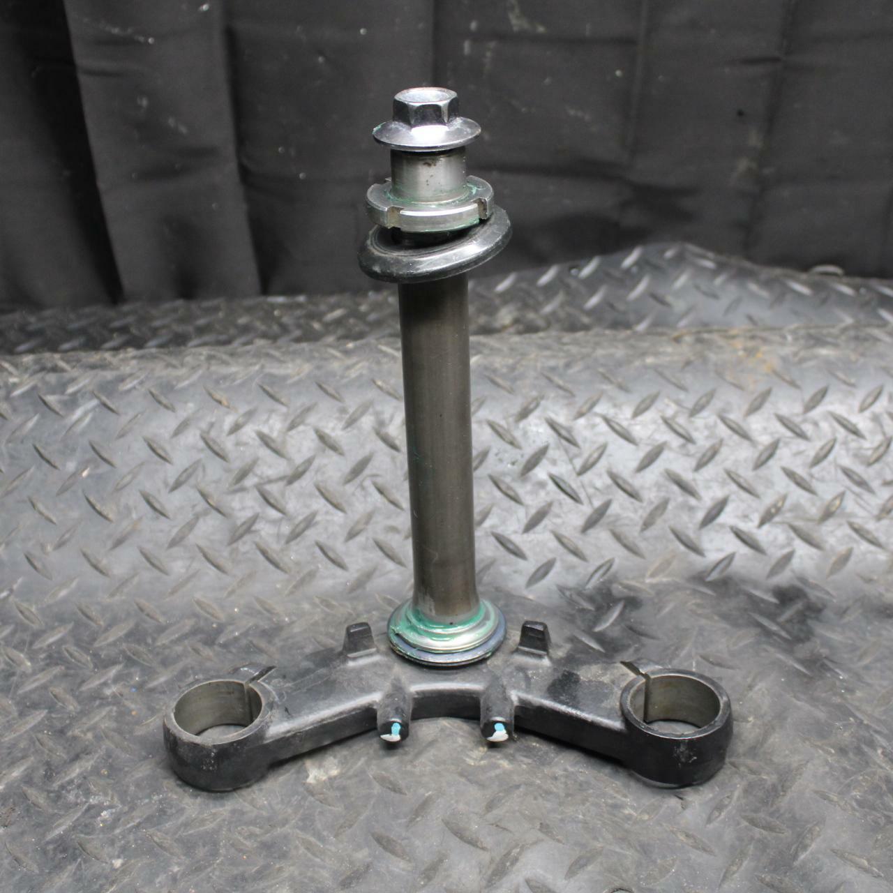 17 KAWASAKI NINJA 300 FRONT FORKS CLAMP LOWER TRIPLE TREE STEM BB215