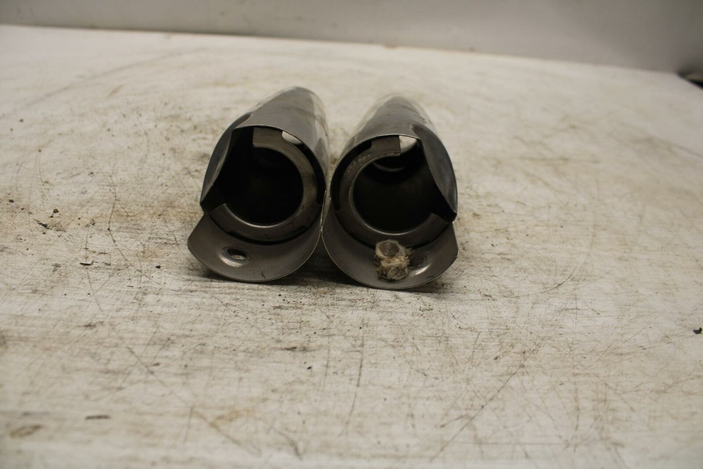 06-21 KAWASAKI VULCAN 900 FRONT FORK UPPER COVER TOP GUARD SHIELD COWL BB363