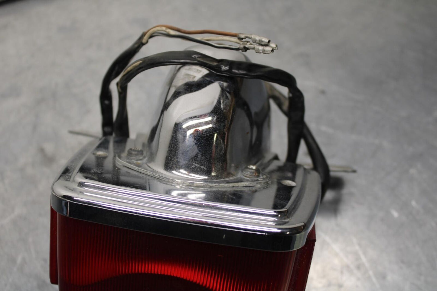 80-81 SUZUKI GS1000GL TAILLIGHT REAR TAIL BRAKE LIGHT BB103