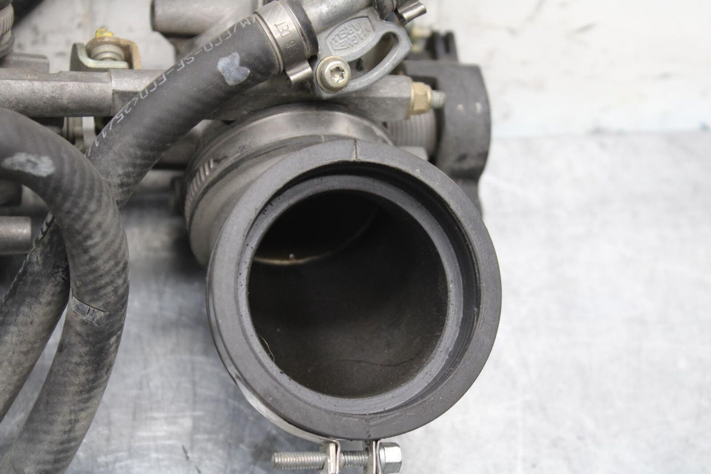 2005 Ducati Monster S2R MAIN FUEL INJECTORS / THROTTLE BODIES BB557
