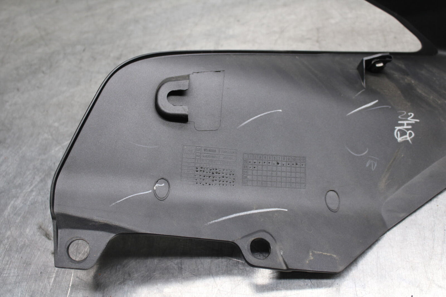 17-24 KTM 390 DUKE LEFT FRONT UPPER MID SIDE FAIRING COWL PLASTIC BB734
