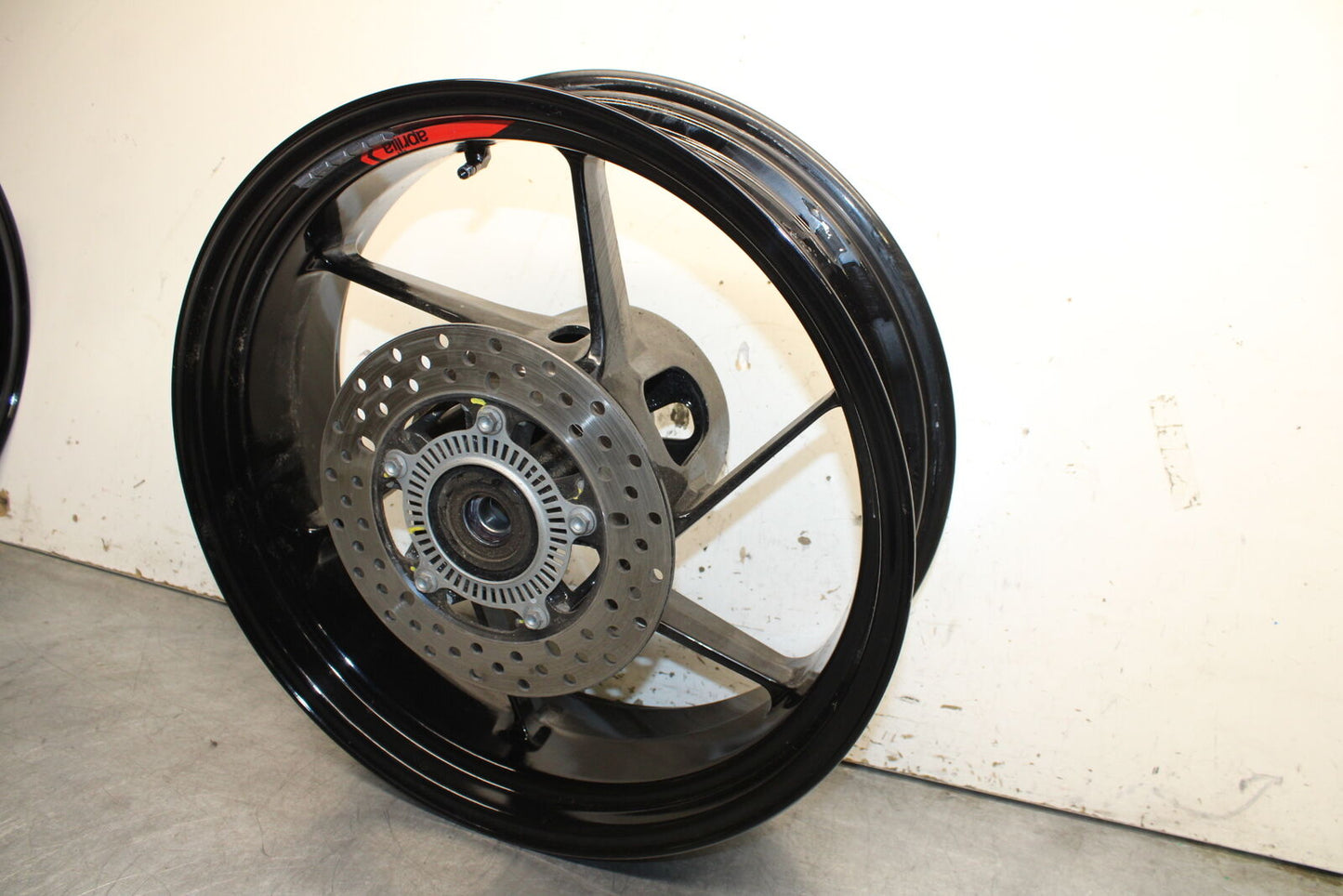 21-24 APRILIA TUONO 660 FACTORY REAR WHEEL BACK RIM BB733