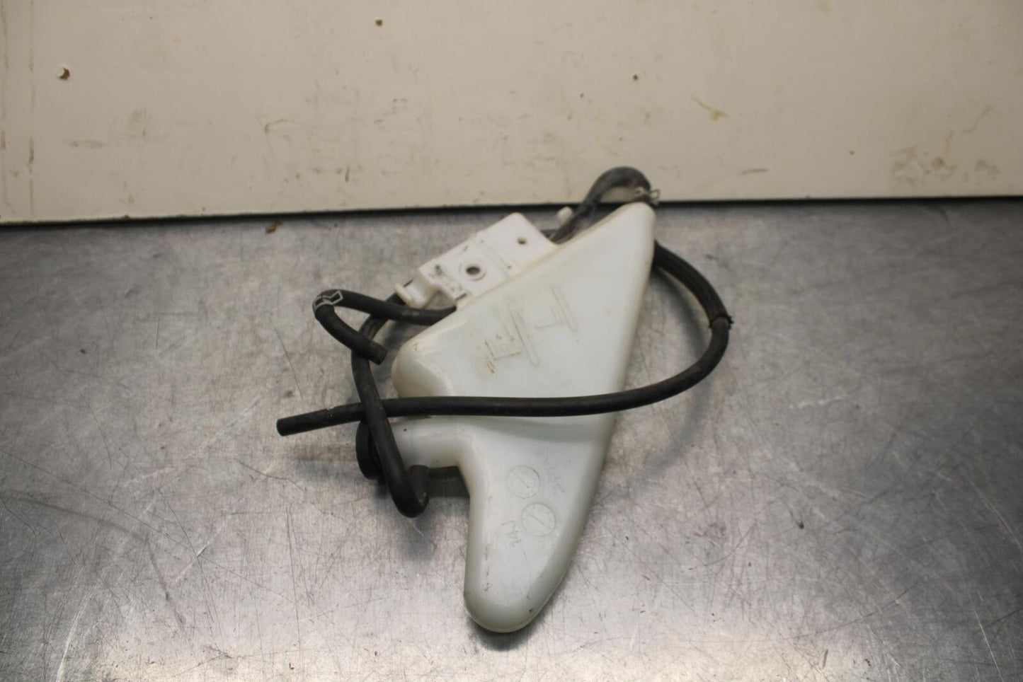 2011 Suzuki GSXR600 COOLANT WATER TANK RESERVOIR BOTTLE BB602