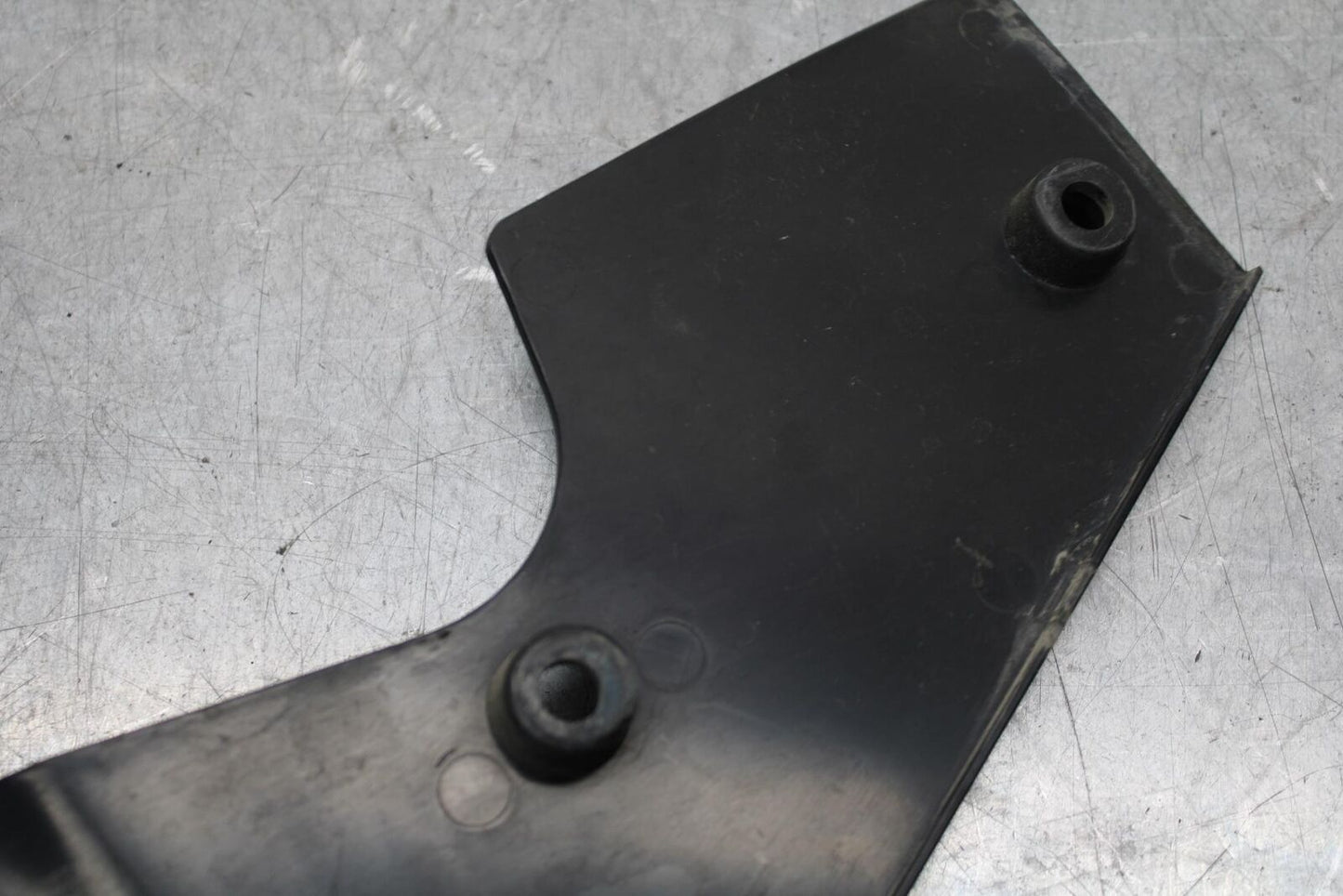 1999 Suzuki GSXR600 LEFT INNER FAIRING COWL PANEL TRIM OEM BB580