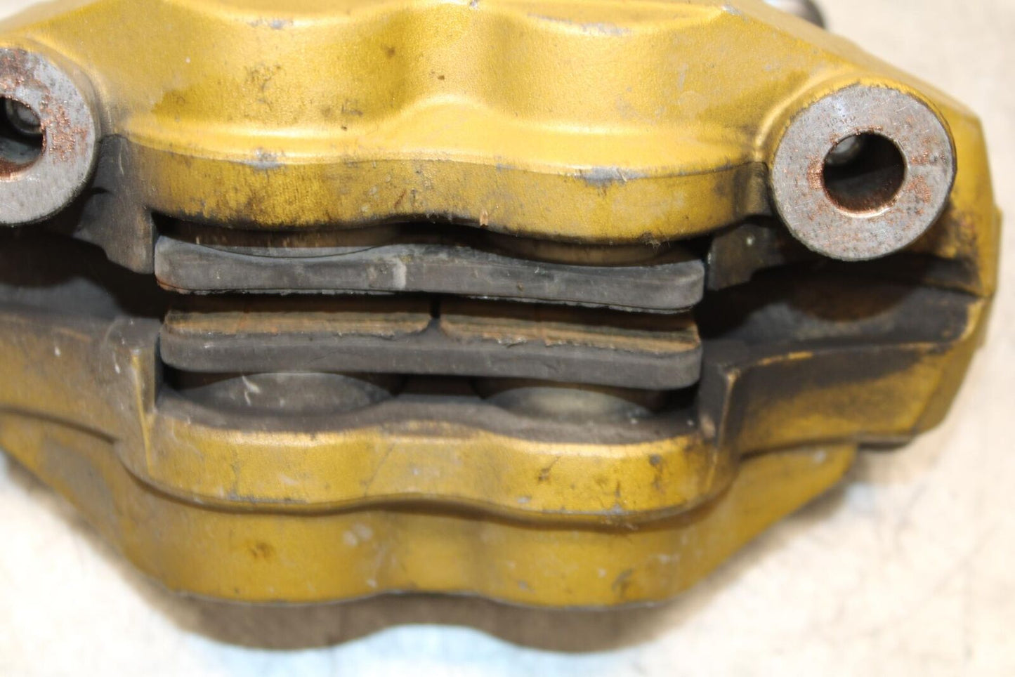 2004 Suzuki GSXR750 RIGHT LEFT FRONT BRAKE CALIPER SET PAIR CALIPERS BB70