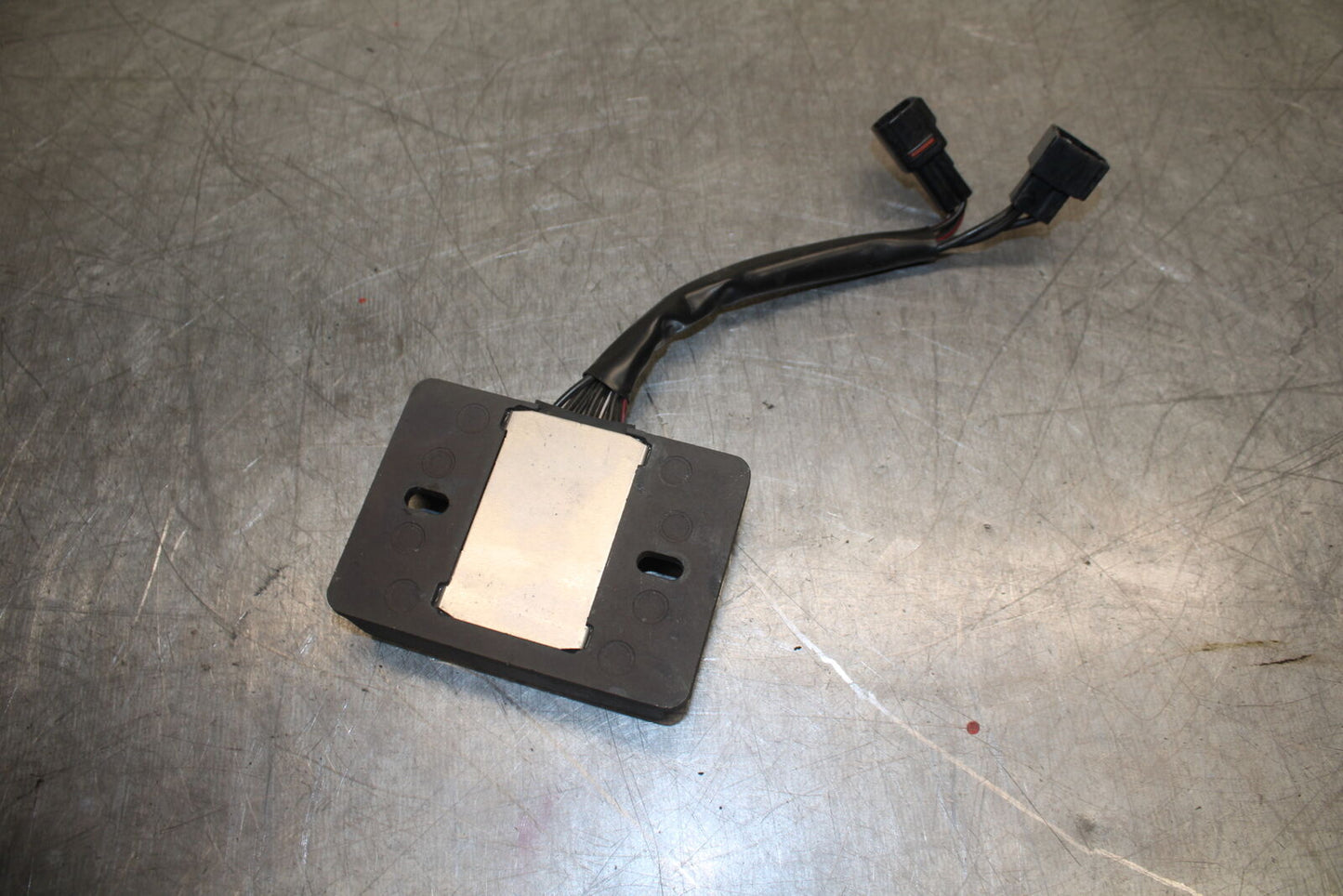 17-24 SUZUKI SV650 RECTIFIER VOLTAGE REGULATOR BB706