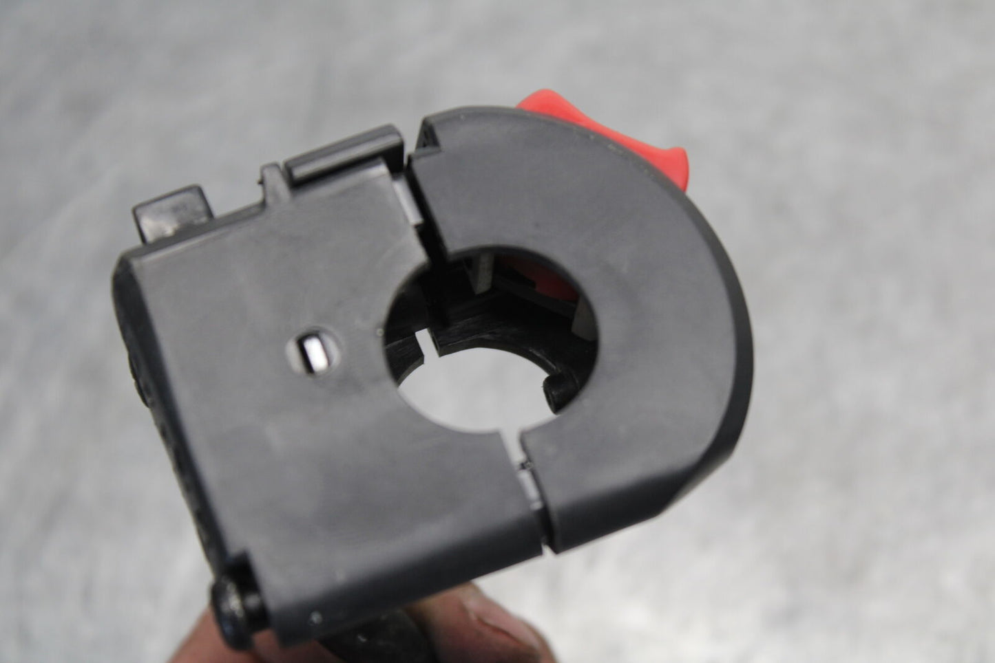 06-07 DUCATI MONSTER 695 RIGHT CLIP ON HANDLE KILL OFF START SWITCHES BB674