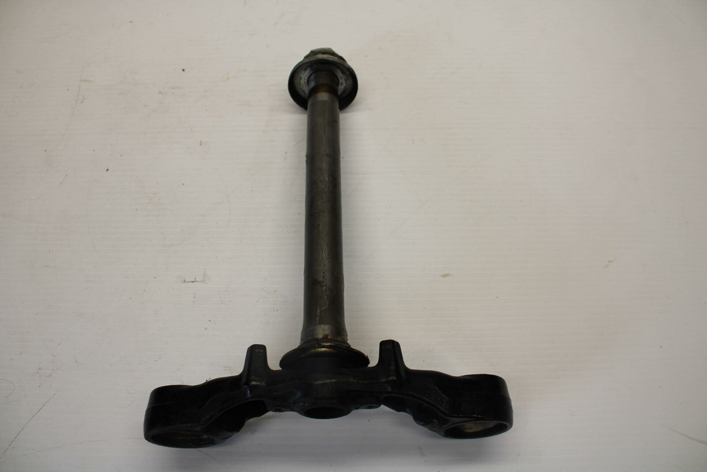 83-86 HONDA V65 MAGNA FRONT FORKS CLAMP LOWER TRIPLE TREE STEM BB236