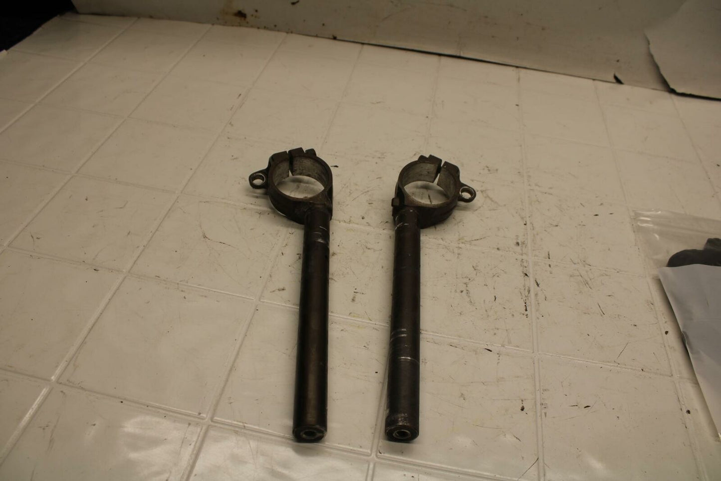 03-04 KAWASAKI NINJA ZX6R 636 LEFT RIGHT CLIP ON ONS HANDLEBARS PAIR SET BB397