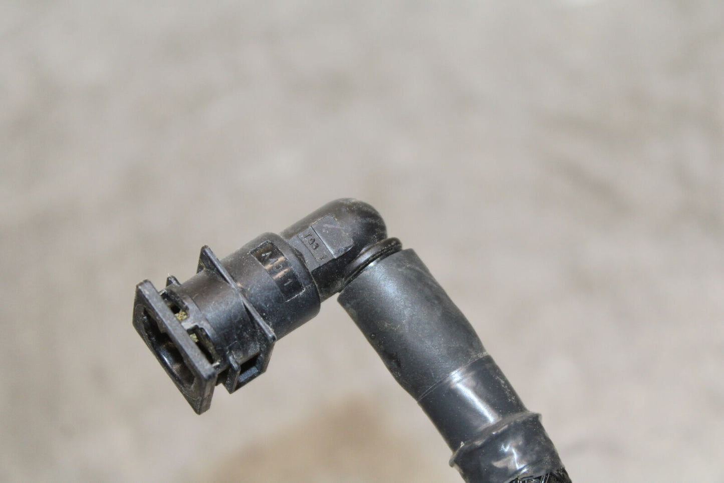 24-25 KAWASAKI NINJA ZX6R FUEL HOSE GAS LINE TUBE PIPE BB726