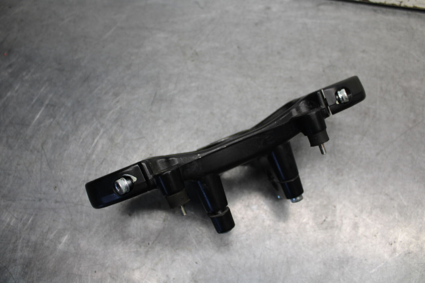 06-07 DUCATI MONSTER 695 FORKS UPPER TRIPLE TREE CLAMP BB674