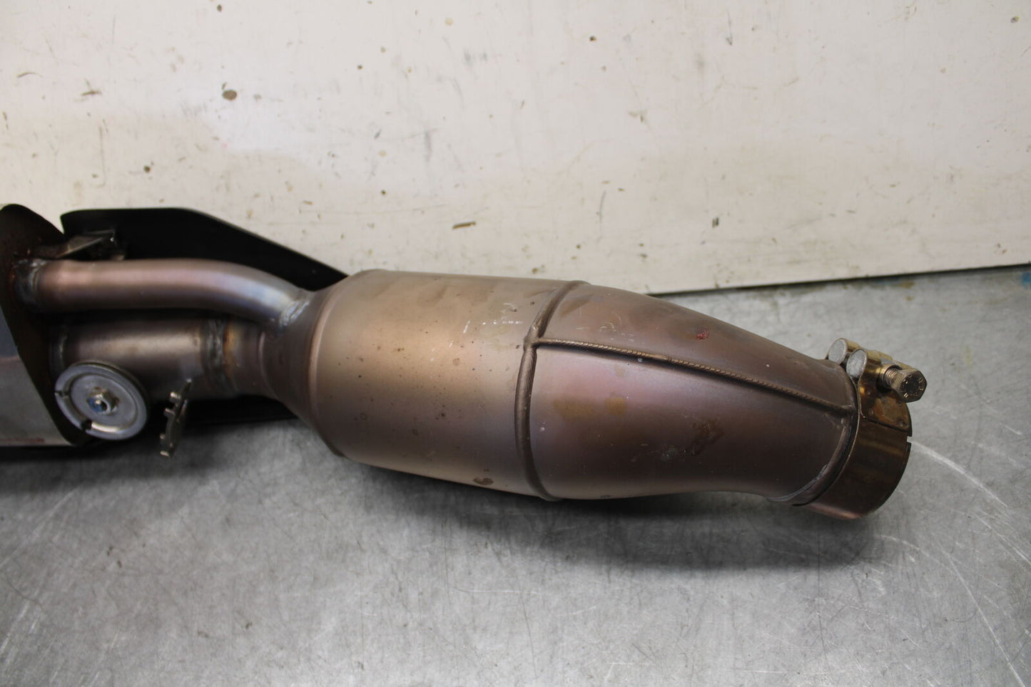 21-24 APRILIA RSV4 EXHAUST PIPE MUFFLER SLIP ON CAN SILENCER BB668