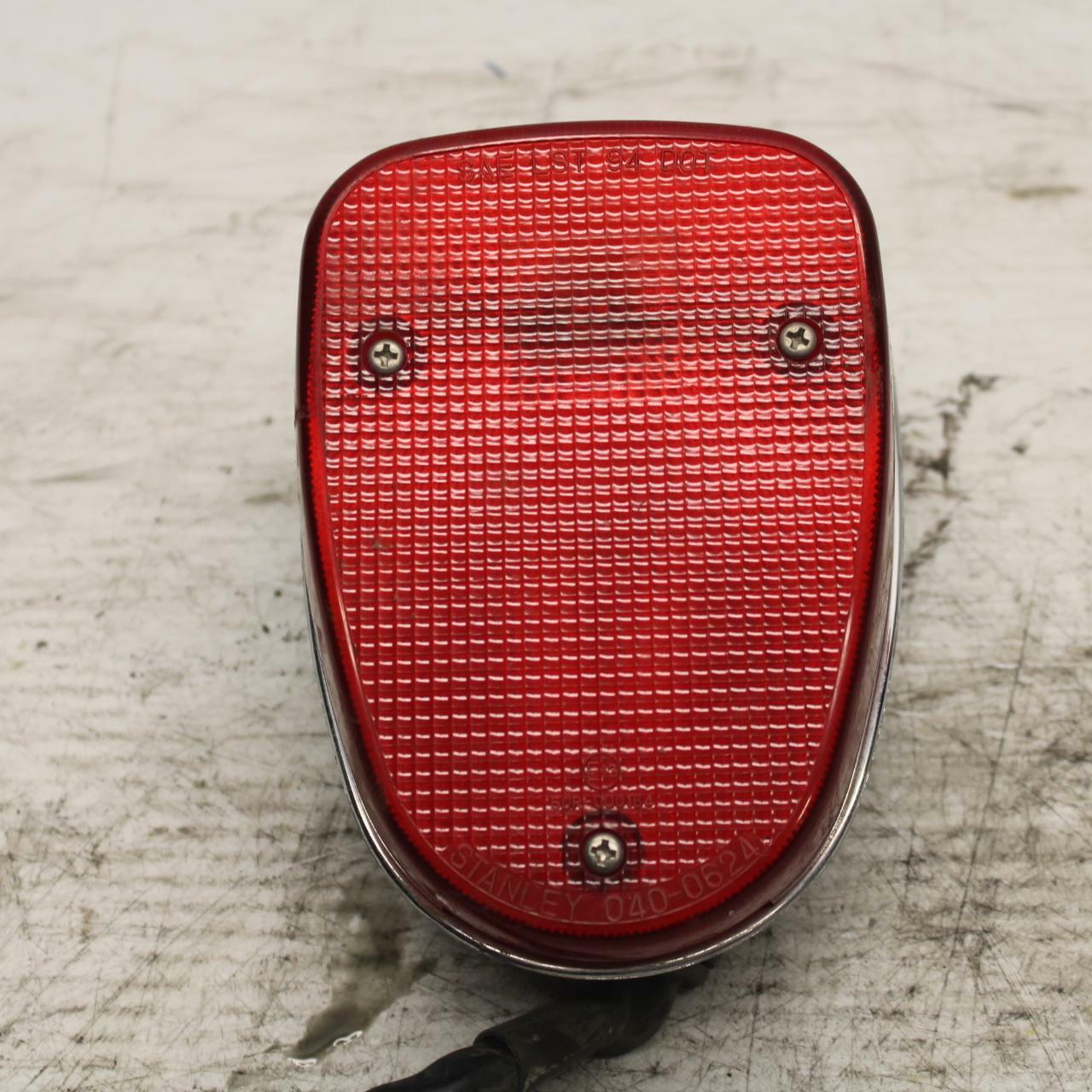 02-03 YAMAHA V STAR 1100 TAILLIGHT REAR TAIL BRAKE LIGHT BB308