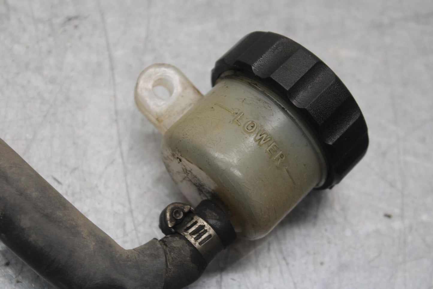 1988 Yamaha FZ600 RIGHT REARSET REAR SET DRIVER FOOT PEG REST STOP BB601