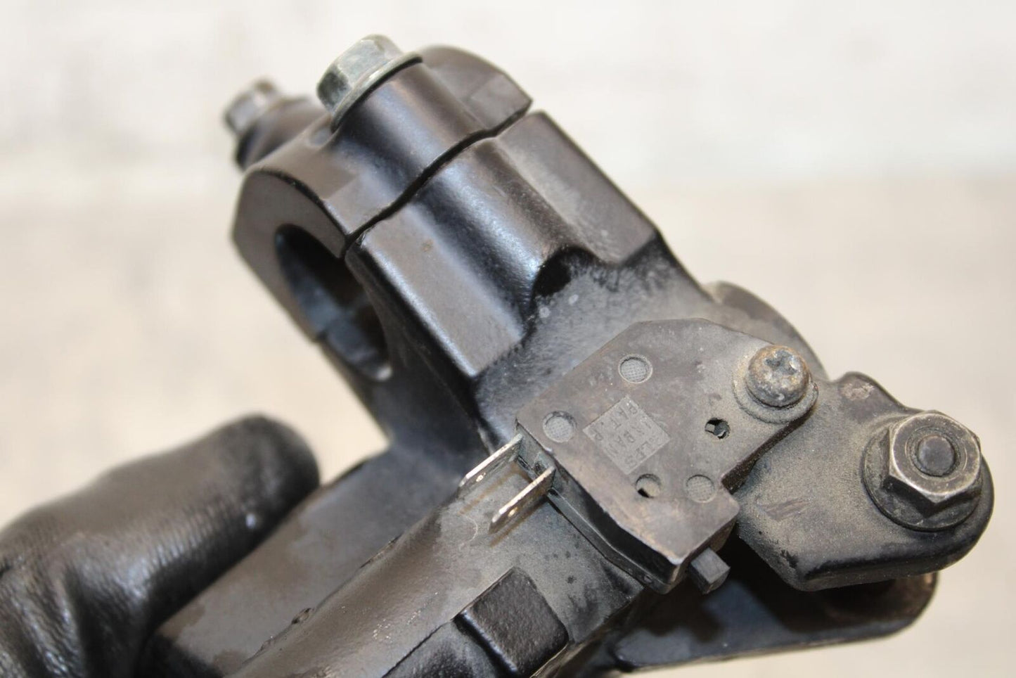 1997 Suzuki Bandit 1200 GSF1200S FRONT BRAKE MASTER CYLINDER BB559